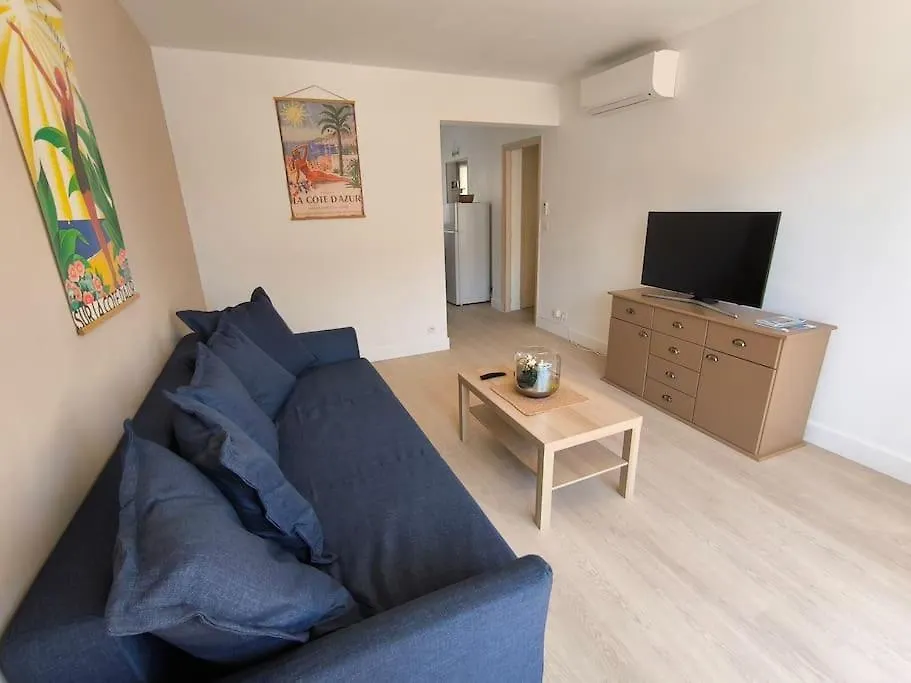Appartement T2 Ensoleille لو لا فاندو 0*,
